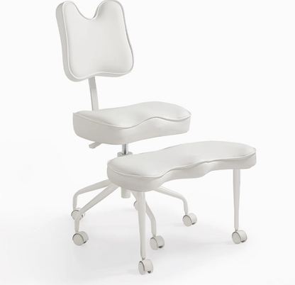 Cadeira ergonômica com pernas cruzadas para escritório em casa